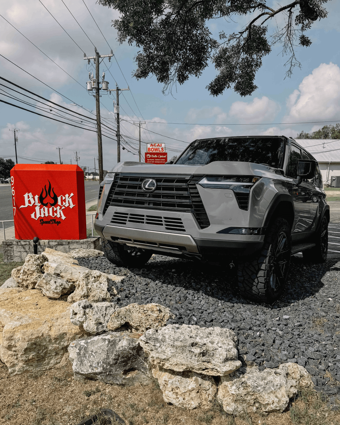 Lifted SUV San Antonio